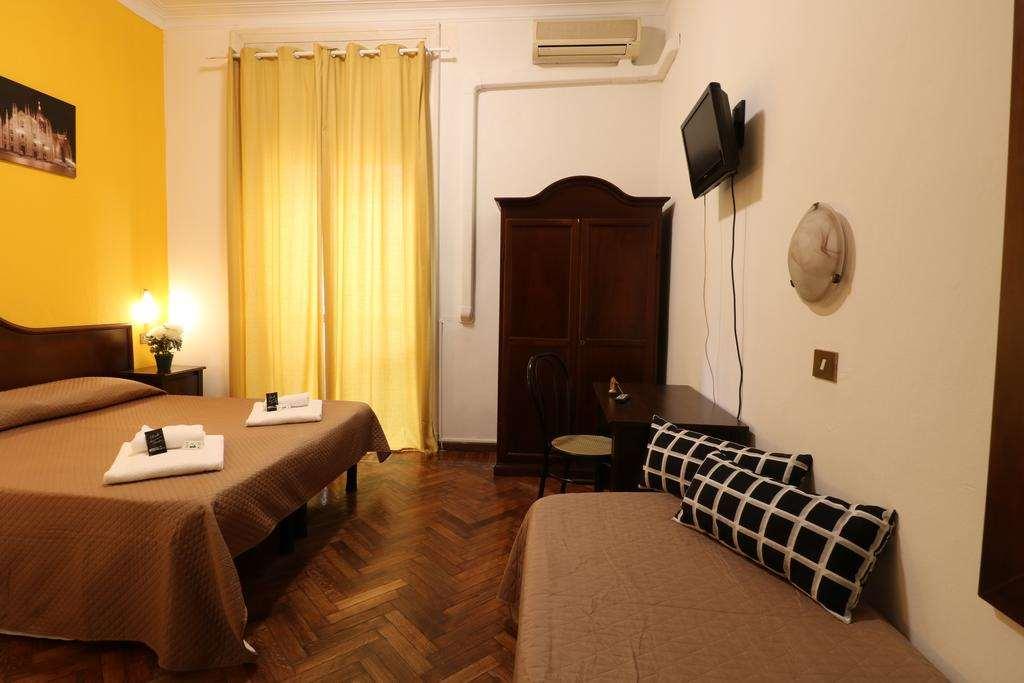 Carlo Goldoni Hotel Milan Chambre photo